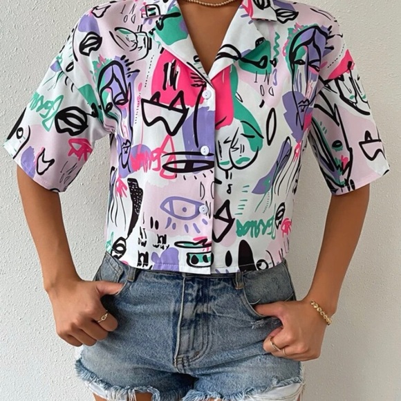 SHEIN EZwear Drop Shoulder Figure Graphic Blouse - Picture 2 of 3